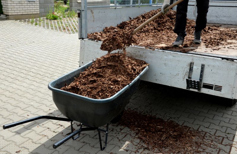 Wood Mulch Delivery
