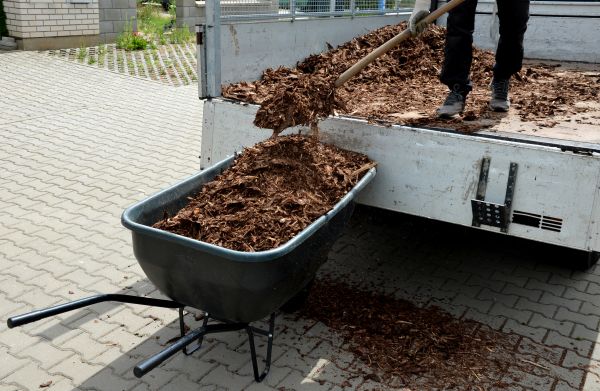 Bulk Mulch Delivery in Bella Vista