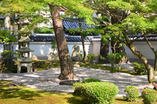 Zen Garden Landscaping in Bella Vista