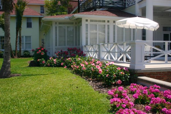 Deck Landscaping Service in Bella Vista
